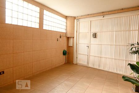 Casa à venda com 110m², 3 quartos e 1 vagaGaragem