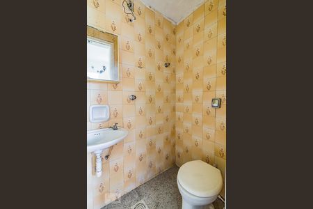 Banheiro de Serviço de apartamento à venda com 2 quartos, 90m² em Tristeza, Porto Alegre