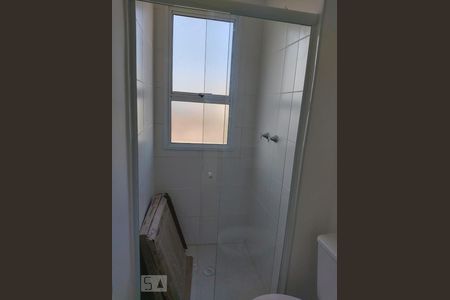 Banheiro de apartamento para alugar com 2 quartos, 44m² em Presidente Altino, Osasco