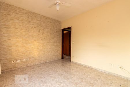 Sala de casa à venda com 2 quartos, 150m² em Vila Nhocune, São Paulo