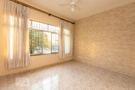 Sala de casa à venda com 2 quartos, 150m² em Vila Nhocune, São Paulo