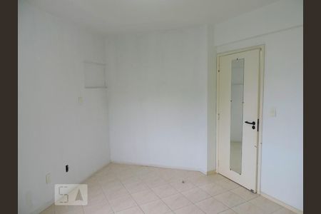 Quarto 1 de apartamento para alugar com 3 quartos, 85m² em Centro, Florianópolis