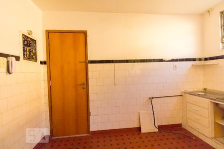 Apartamento para alugar com 79m², 2 quartos e sem vagaCozinha
