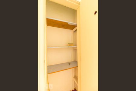Apartamento para alugar com 79m², 2 quartos e sem vagaDespensa
