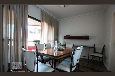 Apartamento à venda com 258m², 4 quartos e 4 vagassala