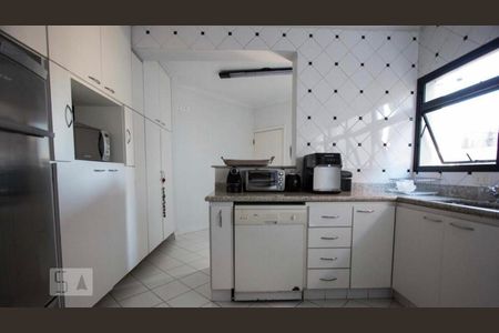 cozinha de apartamento à venda com 4 quartos, 258m² em Real Parque, São Paulo