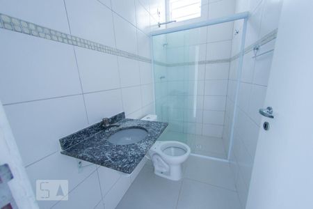 Banheiro de casa para alugar com 1 quarto, 60m² em Vila Madalena, São Paulo