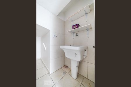 Casa de condomínio para alugar com 30m², 1 quarto e sem vagaÁrea de Serviço