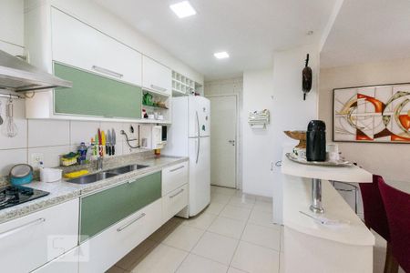 Apartamento para alugar com 125m², 3 quartos e 3 vagas Apartamento para alugar com 125m², 3 quartos e 3 vagasCozinha