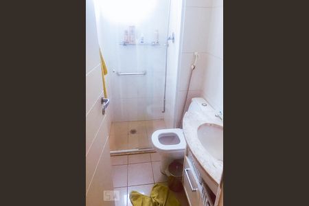 Banheiro do Quarto 3 de apartamento para alugar com 3 quartos, 125m² em Vila Olímpia, São Paulo