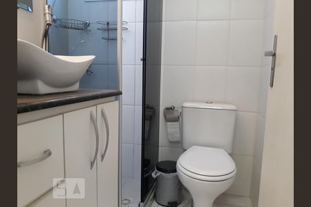 Apartamento à venda com 50m², 2 quartos e 1 vaga Apartamento à venda com 50m², 2 quartos e 1 vagaBanheiro