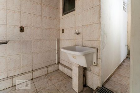 Casa à venda com 144m², 2 quartos e 2 vagas Casa à venda com 144m², 2 quartos e 2 vagasÁrea de serviço