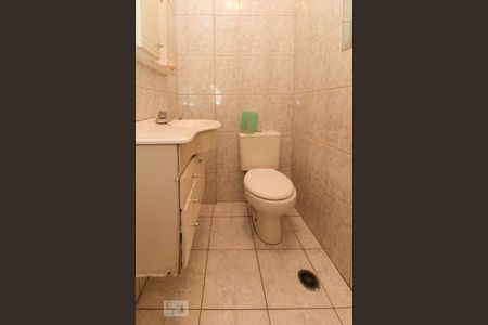 Casa à venda com 144m², 2 quartos e 2 vagas Casa à venda com 144m², 2 quartos e 2 vagasLavabo