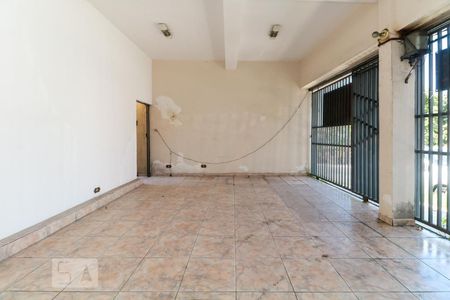 Casa à venda com 144m², 2 quartos e 2 vagas Casa à venda com 144m², 2 quartos e 2 vagasGaragem