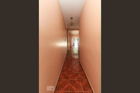 Casa à venda com 144m², 2 quartos e 2 vagas Casa à venda com 144m², 2 quartos e 2 vagasCorredor