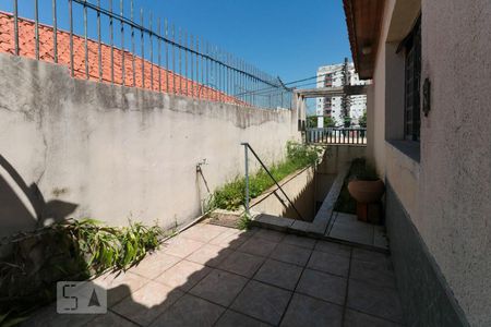 Casa à venda com 144m², 2 quartos e 2 vagas Casa à venda com 144m², 2 quartos e 2 vagasQuintal