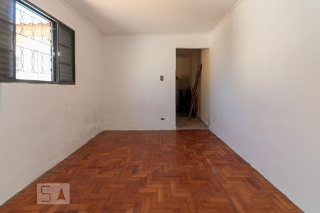 Casa à venda com 144m², 2 quartos e 2 vagas Casa à venda com 144m², 2 quartos e 2 vagasEdícula - Quarto