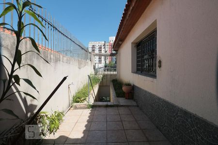 Casa à venda com 144m², 2 quartos e 2 vagas Casa à venda com 144m², 2 quartos e 2 vagasQuintal