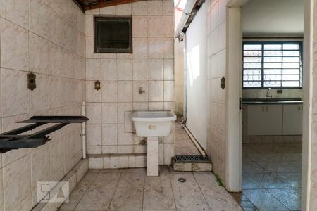 Casa à venda com 144m², 2 quartos e 2 vagas Casa à venda com 144m², 2 quartos e 2 vagasÁrea de serviço