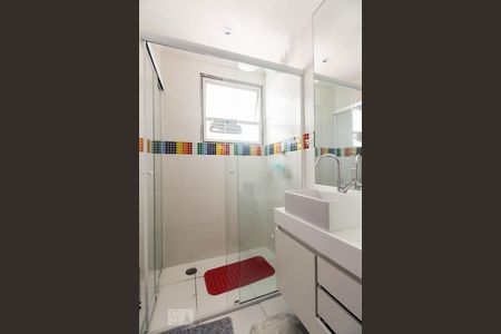 Banheiro  de apartamento à venda com 2 quartos, 80m² em Vila Regente Feijó, São Paulo