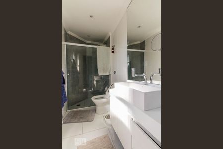 Apartamento à venda com 80m², 2 quartos e 1 vagaBanheiro Suite 