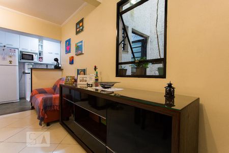 Sala de casa à venda com 3 quartos, 140m² em Vila Graciosa, São Paulo