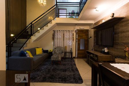 Sala de casa à venda com 3 quartos, 140m² em Vila Graciosa, São Paulo