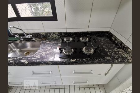 Cozinha de apartamento à venda com 4 quartos, 200m² em Jardim Parque Morumbi, São Paulo