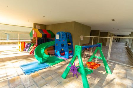 Apartamento à venda com 90m², 2 quartos e 1 vagaÁrea Comum - Playground