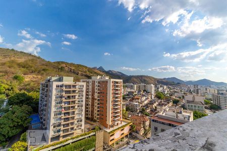 Apartamento à venda com 90m², 2 quartos e 1 vagaVista