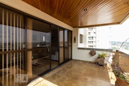 Apartamento para alugar com 280m², 4 quartos e 3 vagasvaranda
