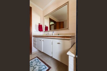 Apartamento para alugar com 280m², 4 quartos e 3 vagasBanheiro Social