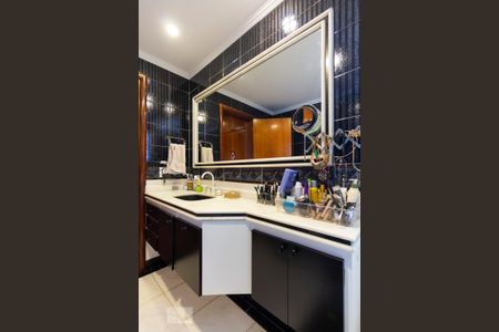 Apartamento para alugar com 280m², 4 quartos e 3 vagasSuíte - Quarto 2