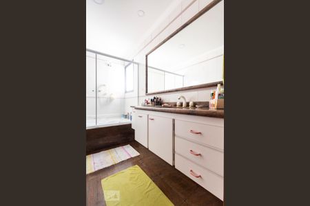 Apartamento para alugar com 280m², 4 quartos e 3 vagasSuíte - Quarto 4