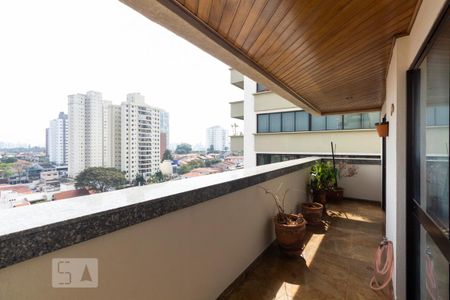 Apartamento para alugar com 280m², 4 quartos e 3 vagasVaranda dos quartos 1 e 2