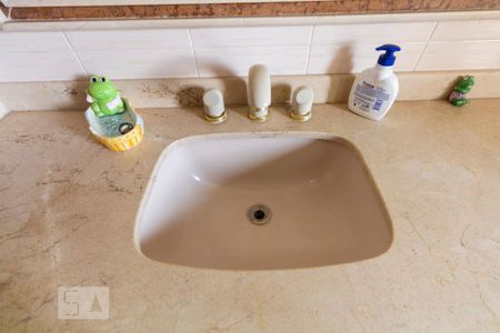 Apartamento para alugar com 280m², 4 quartos e 3 vagasBanheiro Social