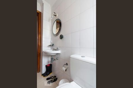 Apartamento para alugar com 280m², 4 quartos e 3 vagasBanheiro de Serviço