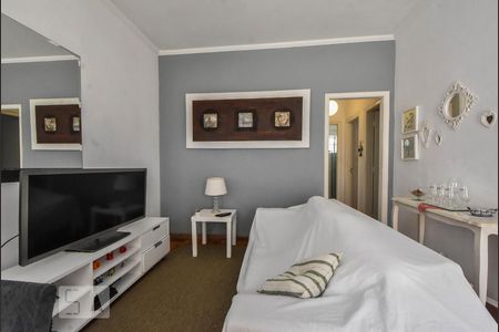 Casa à venda com 209m², 4 quartos e 2 vagasSala