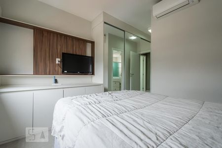 Apartamento à venda com 81m², 2 quartos e 2 vagas Apartamento à venda com 81m², 2 quartos e 2 vagasSuíte