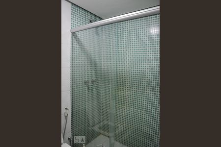 Apartamento à venda com 71m², 2 quartos e sem vagabanheiro