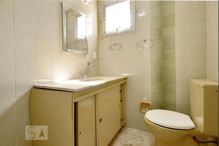 Banheiro de apartamento à venda com 2 quartos, 70m² em Vila Romana, São Paulo