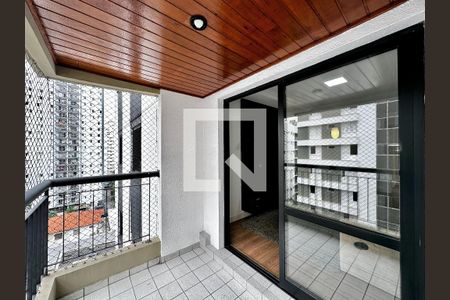 Apartamento para alugar com 70m², 2 quartos e 1 vagaSacada Sala