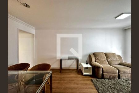 Sala de apartamento para alugar com 2 quartos, 70m² em Cidade Monções, São Paulo