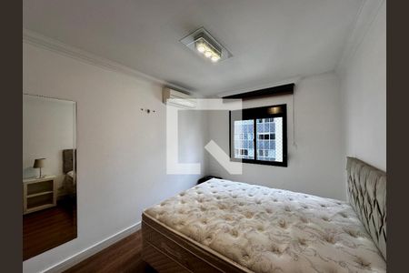 Apartamento para alugar com 70m², 2 quartos e 1 vagaSuíte