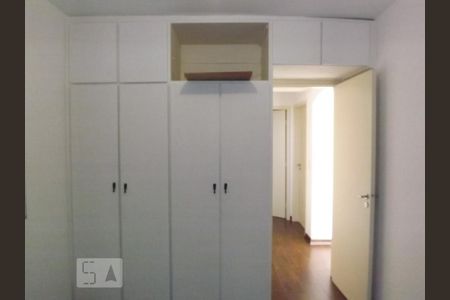 Quarto 1 de apartamento para alugar com 2 quartos, 55m² em Alto da Lapa, São Paulo