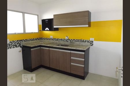 Cozinha de apartamento para alugar com 2 quartos, 55m² em Alto da Lapa, São Paulo