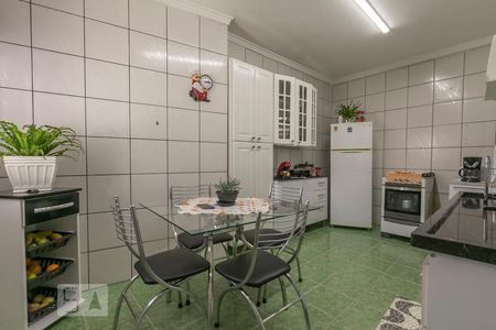 Casa à venda com 187m², 6 quartos e 2 vagasCozinha
