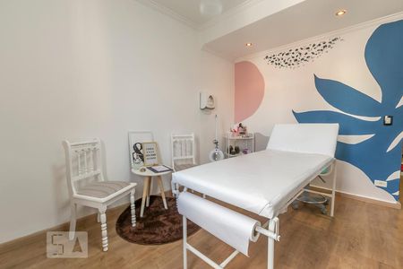 Casa à venda com 187m², 6 quartos e 2 vagasSuíte - Casa 2