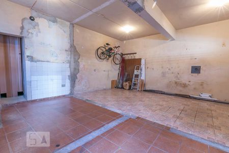 Casa à venda com 187m², 6 quartos e 2 vagasGaragem