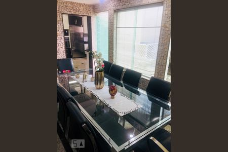 Casa à venda com 470m², 4 quartos e 7 vagasSala de Jantar